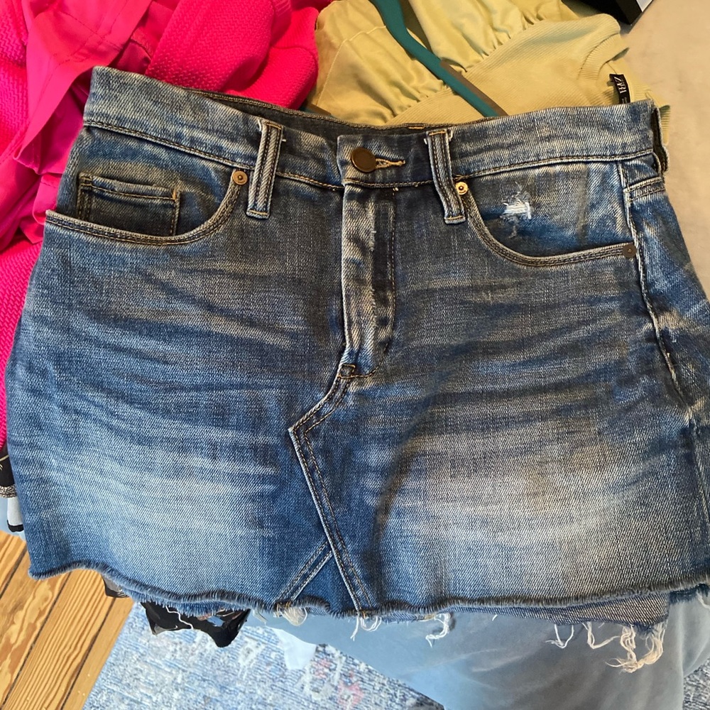 BlankNYC size 26 Jean skirt